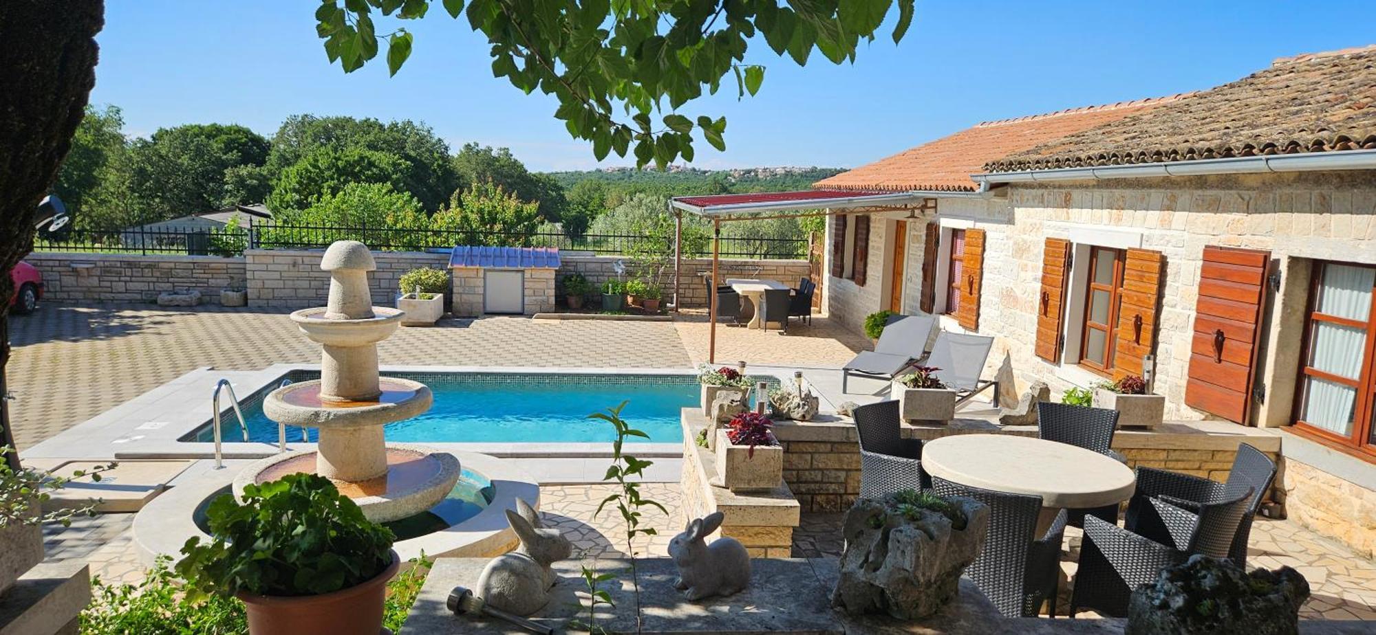Apartments Vesna With Pool - New! Sveti Lovrec Pazenaticki Екстер'єр фото